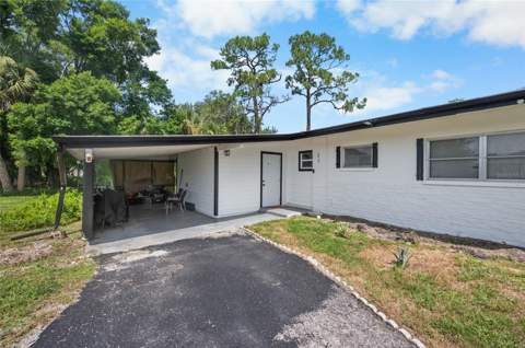 340 Timbruce Lane, Port Charlotte FL - photo 20 of 34