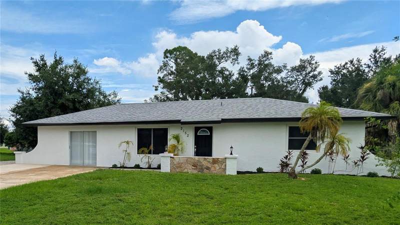 3 bedroom Single Family Residence at 2152 Basin, Port Charlotte Sec 18, Port Charlotte — photo 2