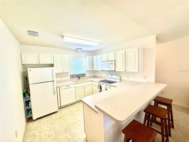 2 bedroom Single Family Residence at 892 Nash Loop, Villages Of Sumter, The Villages — photo 5