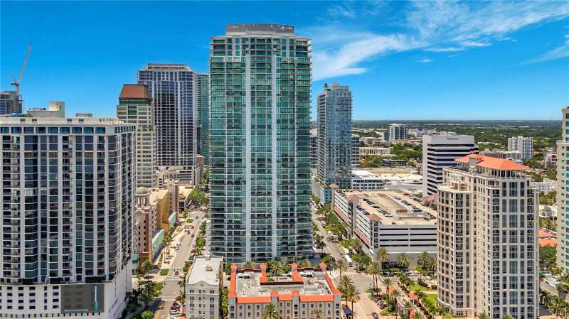 2 bedroom Condominium at 100 1st Avenue #1106, One St Petersburg Condo, St Petersburg — photo 5