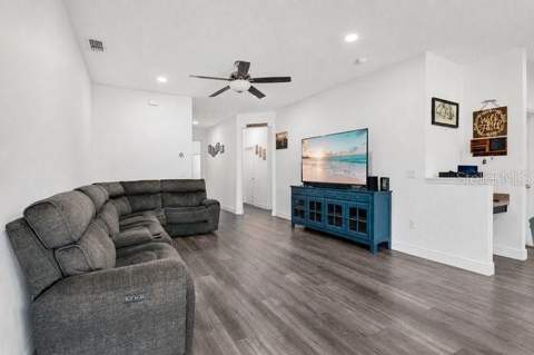 9248 Chandler Drive, Groveland FL - photo 6 of 34