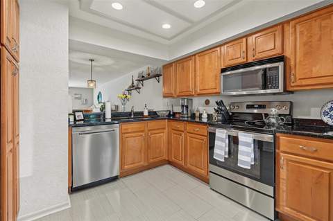10399 Paradise Boulevard #107, Treasure Island FL - photo 15 of 29