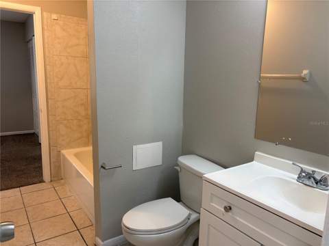 2285 Crystal Grove Lane, Lakeland FL - photo 8 of 47
