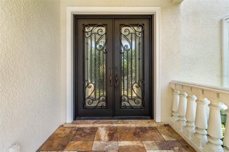 4 bedroom Single Family Residence at 4802 W Beachway Drive, Beach Park, Tampa — photo 4