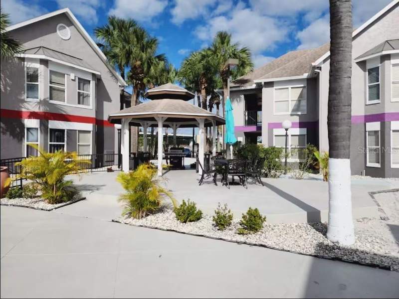 3100 PARKWAY BOULEVARD #421 home for sale in Parkway Palms Resort Maingate Condo