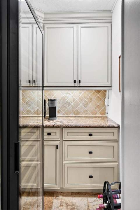 1065 Eden Isle Boulevard #2, St Petersburg FL - photo 13 of 31