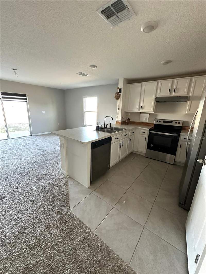 3 bedroom Townhouse at 4175 Malawi Trail, Buena Lago Ph 1 & 2, St Cloud — photo 4