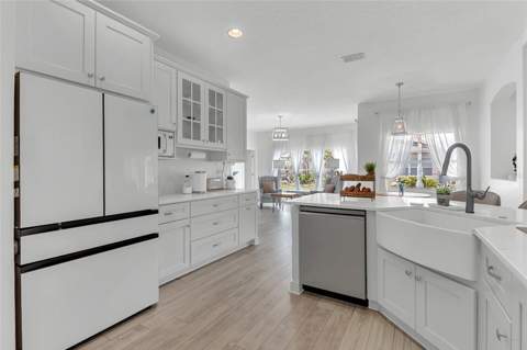 3609 Valleyview Drive, Kissimmee FL - photo 10 of 34
