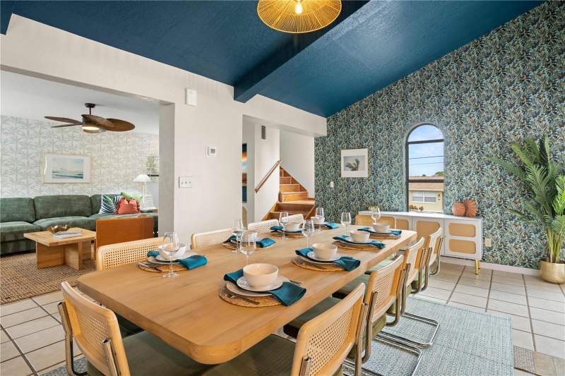 5 bedroom Single Family Residence at 2302 Bay Boulevard, Indian Beach Re-Revised 16th Add, Indian Rocks Beach — photo 5