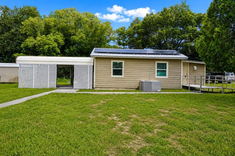 2 bedroom Single Family Residence at 5811 11th Street, City Zephyrhills, Zephyrhills — photo 4