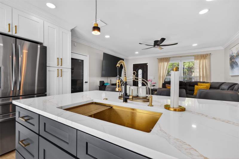 3 bedroom Single Family Residence at 4420 Pompano Drive, Lewis Island Sec 1, St Petersburg — photo 3