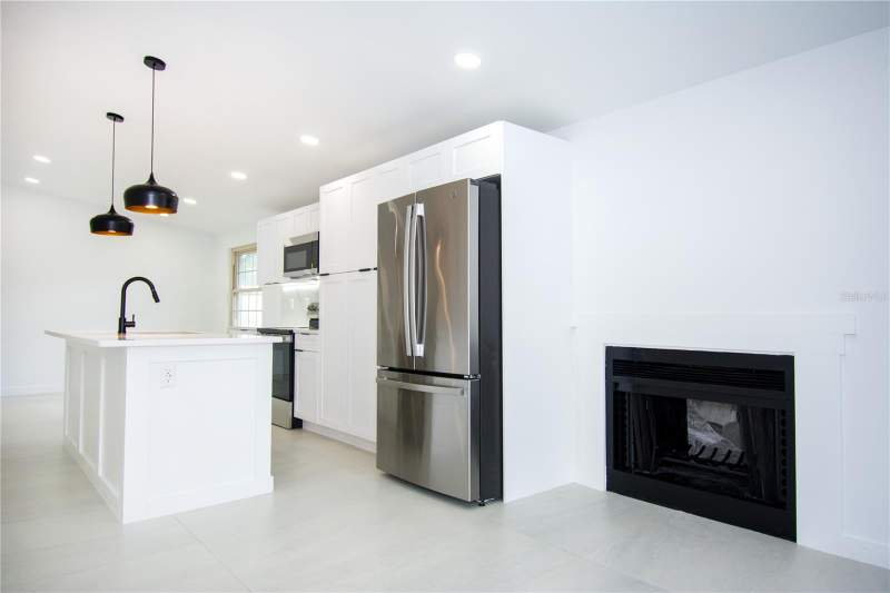 3 bedroom Single Family Residence at 9409 Lonsdale Court, Timberlane Sub Unit 8A, Tampa — photo 2