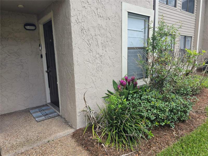 1 bedroom Condominium at 3019 Antique Oaks Circle #127, Parkview Village, Winter Park — photo 2