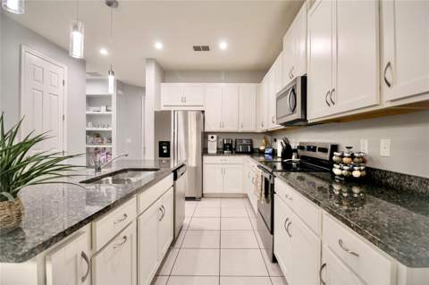 2280 Avian Loop, Kissimmee FL - photo 10 of 43