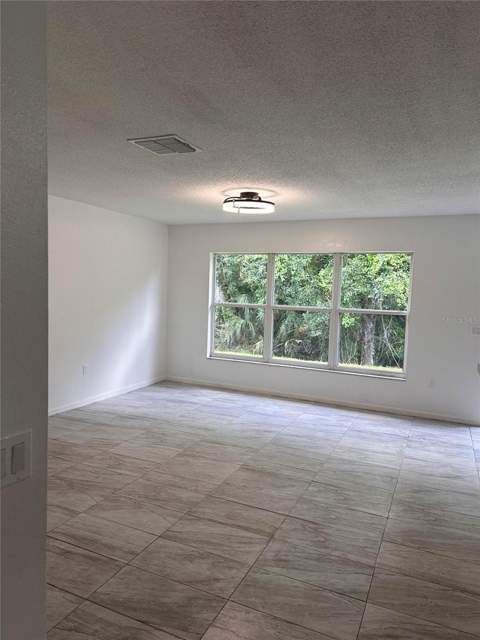 4502 Philadelphia Circle, Kissimmee FL - photo 8 of 25