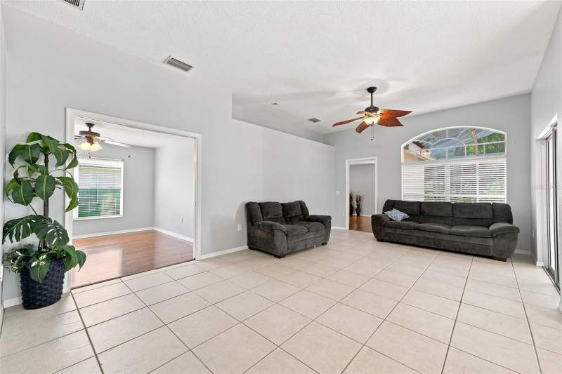 3 bedroom Single Family Residence at 18420 Fairway Green Drive, Heritage Pines Village 13, Hudson — photo 4