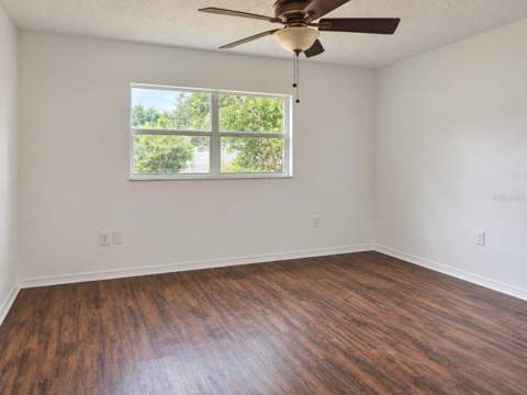 5838 Gibson Shores Drive, Lakeland FL - photo 11 of 31