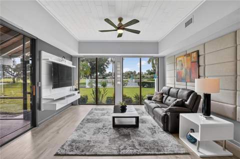 2319 Lakeside Mews #B3, Sarasota FL - photo 6 of 6