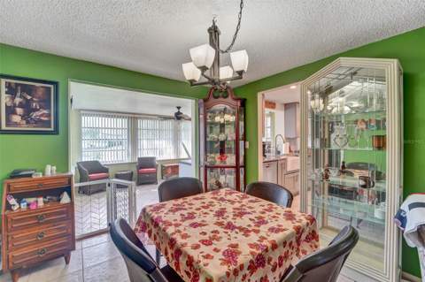 10800 Los Santos Drive, Port Richey FL - photo 7 of 35
