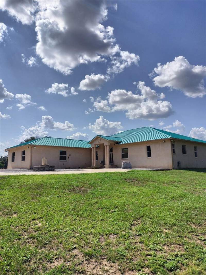 4 bedroom Single Family Residence at 35949 Bozeman Road, Buddy Lake Bluff, Dade City — photo 1