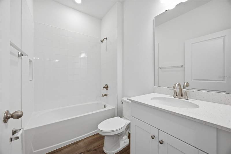 4 bedroom Single Family Residence at 6209 Sanders Grove Circle, Heritage- The Cottages Of Sanders Grove, Leesburg — photo 5