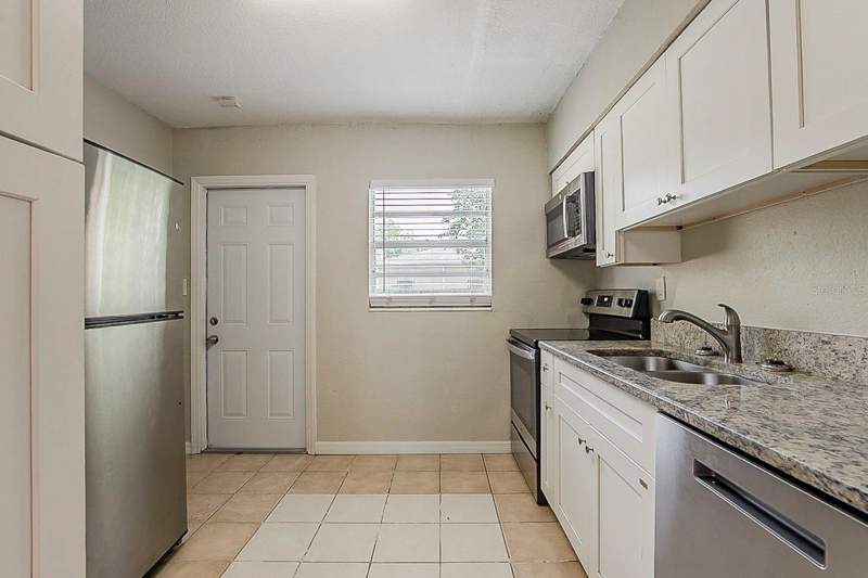 3 bedroom Single Family Residence at 4226 E Emma Street, Eastern Heights 1st Add, Tampa — photo 3