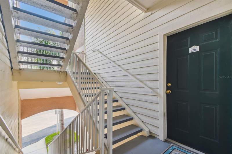 1 bedroom Condominium at 1201 Bay Club Circle, Island Club At Rocky Point A C, Tampa — photo 4