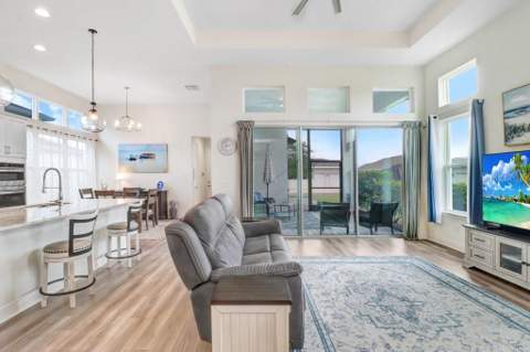 3847 Lajuana Boulevard, Wesley Chapel FL - photo 6 of 57