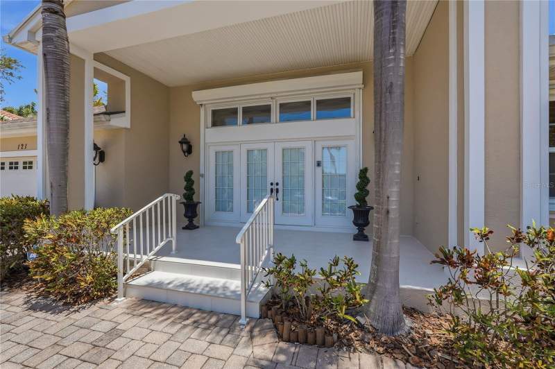 4 bedroom Single Family Residence at 121 Harbor View Lane, Harbor Bluffs Sec 1, Belleair Bluffs — photo 4