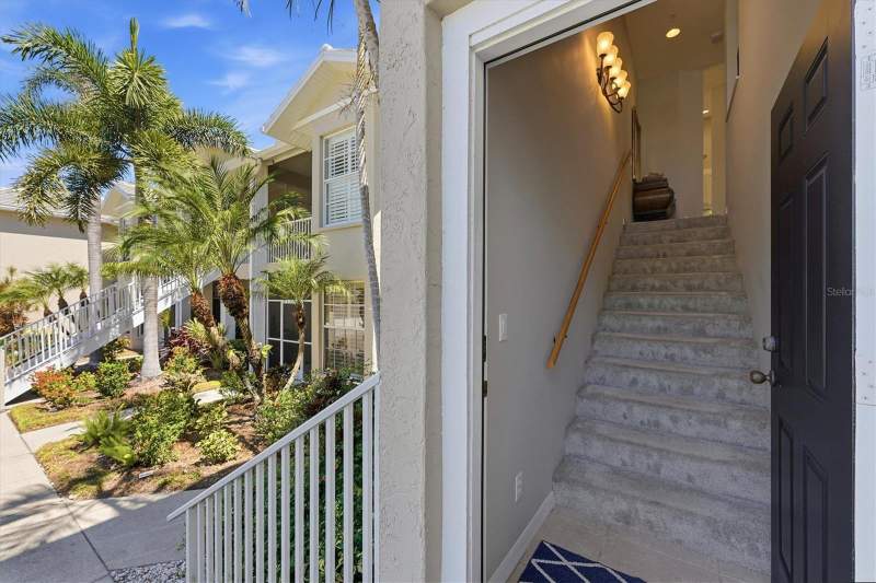 3 bedroom Condominium at 111 Woodbridge Drive #204, Fairway Glen/Andrews Pk/Planta, Venice — photo 4
