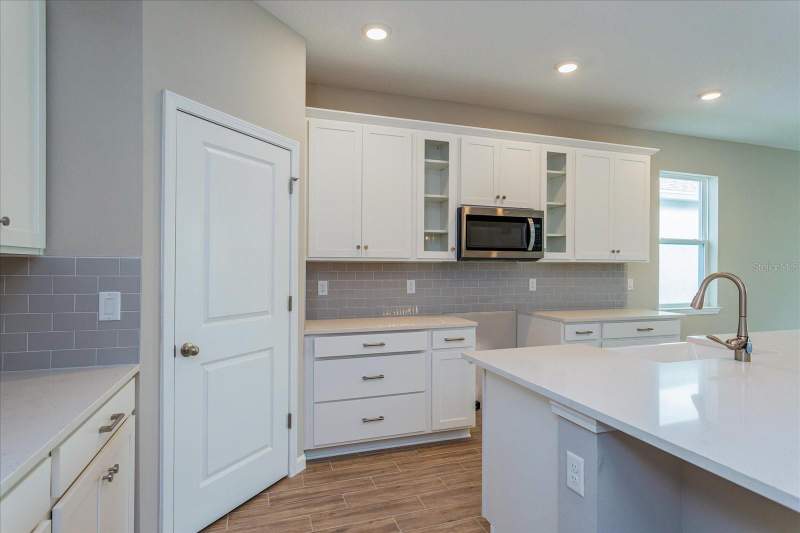 5 bedroom Single Family Residence at 6045 Flowering Cherry Bend, Avalon Woods, Winter Garden — photo 4