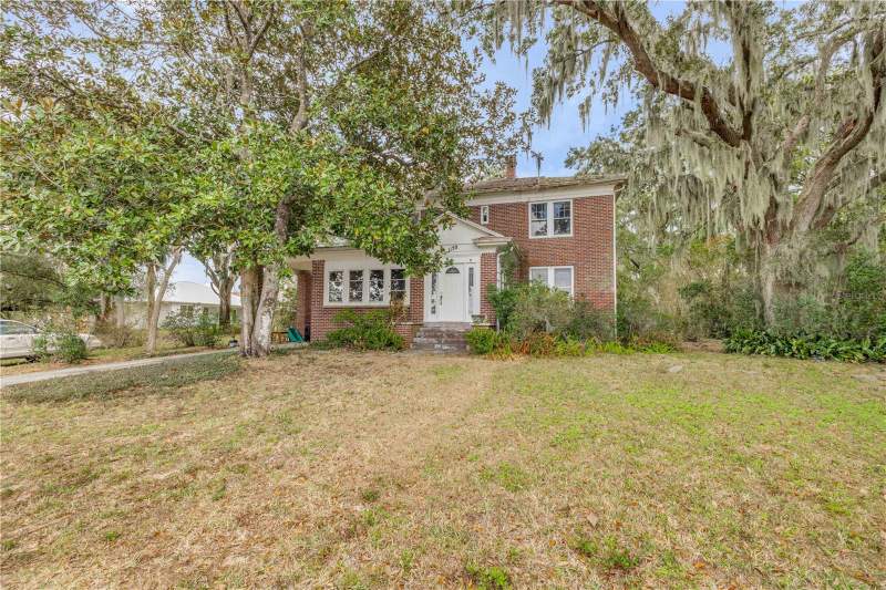 4 bedroom Single Family Residence at 1170 S Clayton Street, Acreage & Unrec, Mount Dora — photo 2