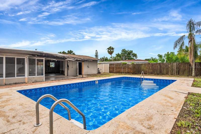 3 bedroom Single Family Residence at 6320 Fairway Boulevard, Apollo Beach Unit One Pt One, Apollo Beach — photo 2