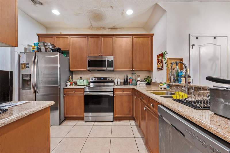 3 bedroom Townhouse at 6039 Strada Isle Way, Villa Capri/Metrowest, Orlando — photo 3