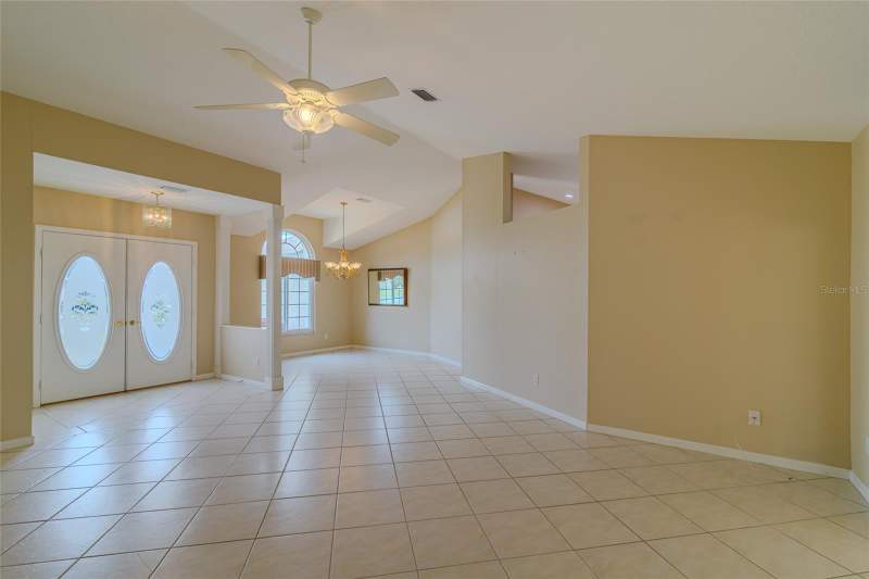 3 bedroom Single Family Residence at 2020 NW 50th Circle, Ocala Palms Un 04, Ocala — photo 5