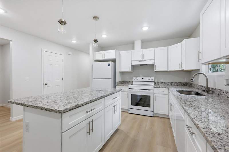 3 bedroom Single Family Residence at 2447 SE 10th Avenue, Gainesville, Gainesville — photo 5