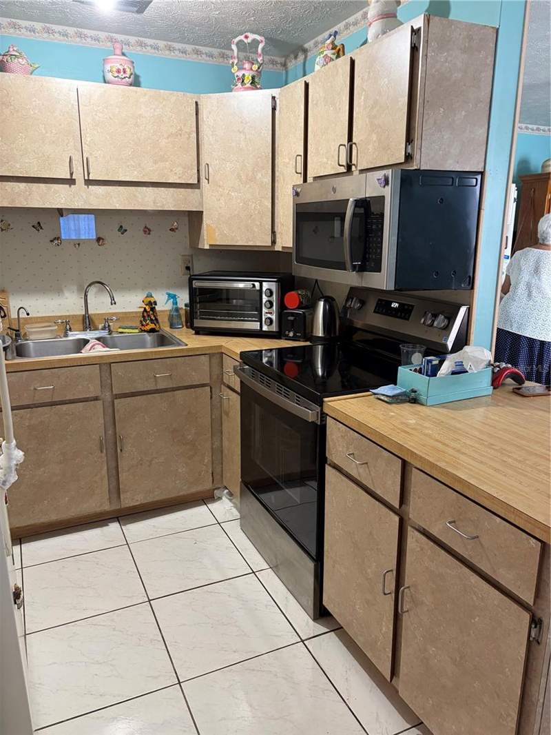 2 bedroom Single Family Residence at 918 BRACK STREET, ROBERT BASS ADD, KISSIMMEE — photo 3