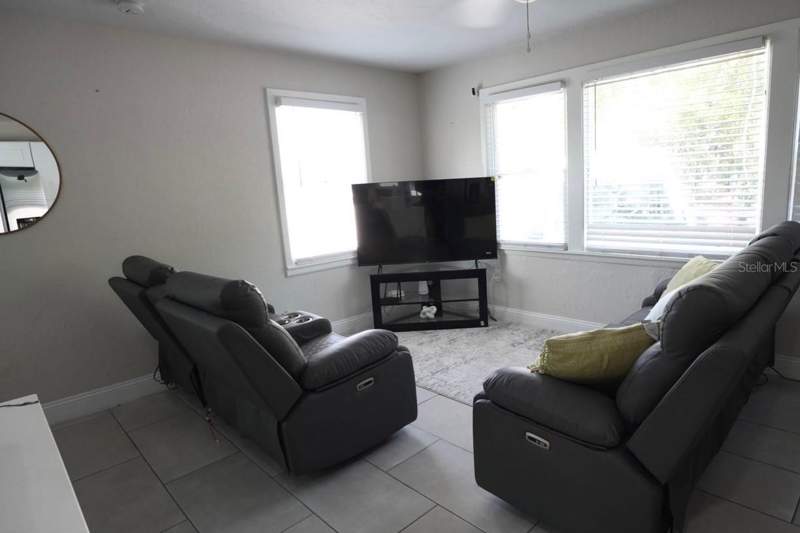 3 bedroom Single Family Residence at 4405 N Tampania Avenue, Armenia Estates Rev, Tampa — photo 3
