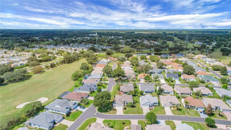 3 bedroom Single Family Residence at 8305 SE 168th Mardell Lane, The Villages, The Villages — photo 5