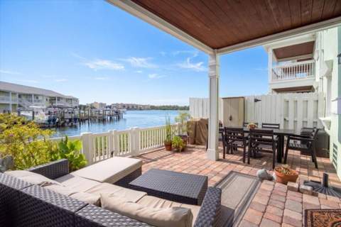 5153 Salmon Drive #B, St Petersburg FL - photo 23 of 50