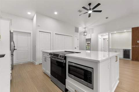 6549 Brentwood Drive, Zephyrhills FL - photo 13 of 41