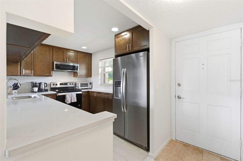 2 bedroom Condominium at 19029 US HIGHWAY 19 #7-12, IMPERIAL COVE 7, CLEARWATER — photo 5