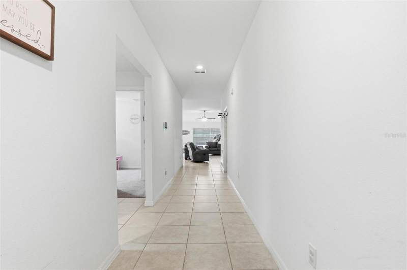 4 bedroom Single Family Residence at 3607 Natural Trace Street, D1X | North Park Isle Phase 2C 3B And 4, Plant City — photo 5