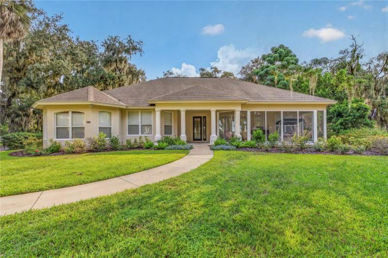 9211 SILVER LAKE DRIVE home for sale in Silver Lake Estates