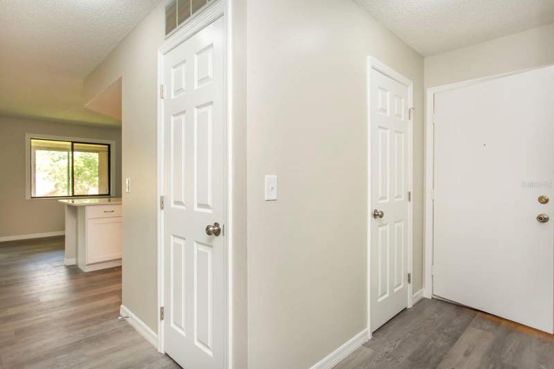 2 bedroom Condominium at 513 Fairways Circle #B, Fairways/Silver Shores Condo 07, Ocala — photo 2