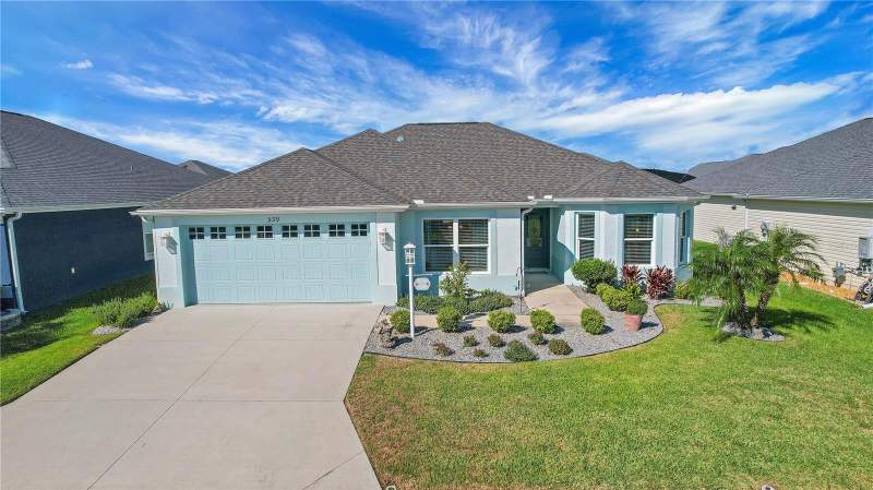 3 bedroom Single Family Residence at 939 Ebling Loop, The Villages, The Villages — photo 4