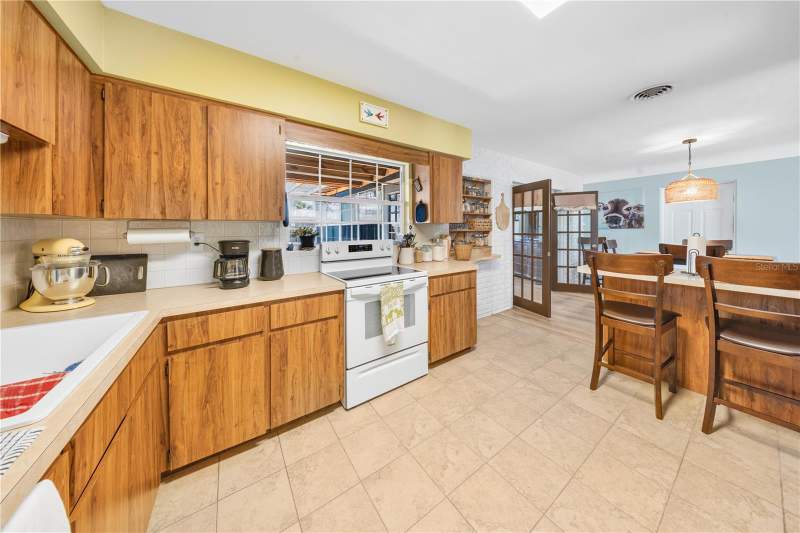 3 bedroom Single Family Residence at 5920 49TH AVENUE, KENNETH CITY, KENNETH CITY — photo 3