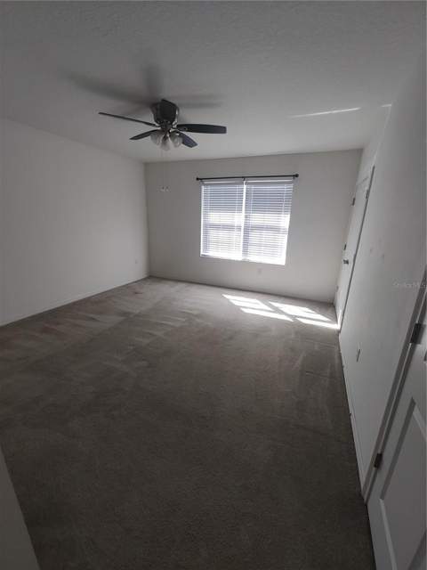 1103 Hillhurst Drive, Wesley Chapel FL - photo 15 of 26