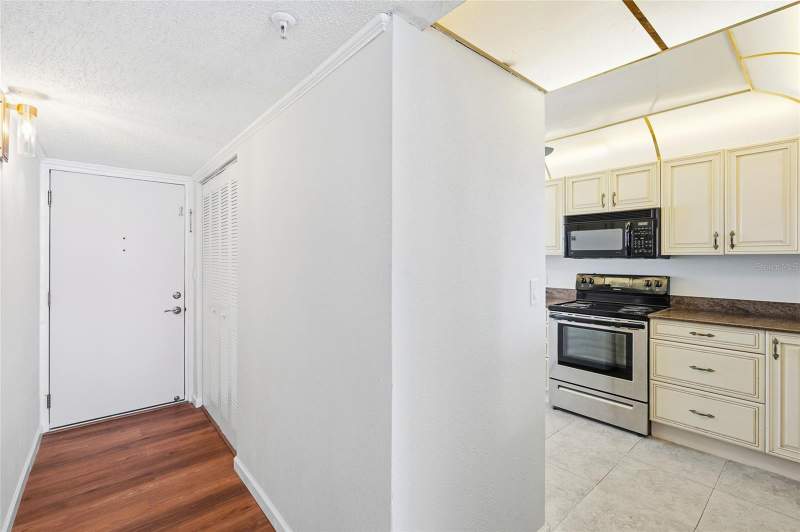 2 bedroom Condominium at 15462 Gulf Boulevard #601, Surfside Tower Condo, Madeira Beach — photo 4