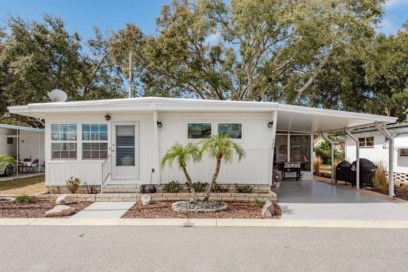 2331 BELLEAIR ROAD #906 home for sale in Country Park Co-Op M/H Unrec